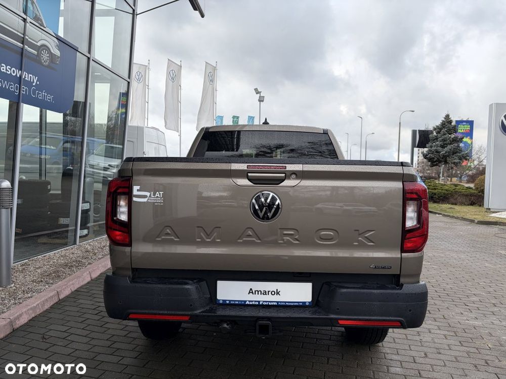 Volkswagen Amarok - 10