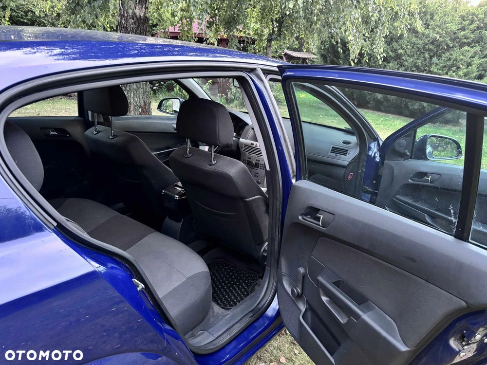Opel Astra III 1.6 - 6