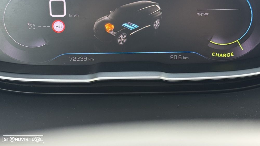 Peugeot 5008 1.2 Hybrid Allure Pack e-DCS6 - 26