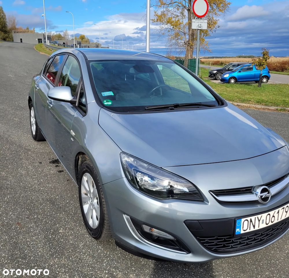 Opel Astra 1.4 Turbo Active - 2