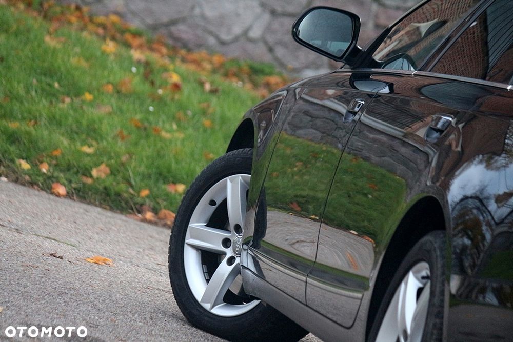 Audi A6 Avant 2.7 TDI DPF multitronic - 13