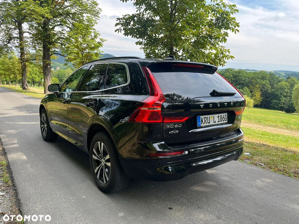 Volvo XC 60 B4 D AWD Geartronic Momentum Pro - 6