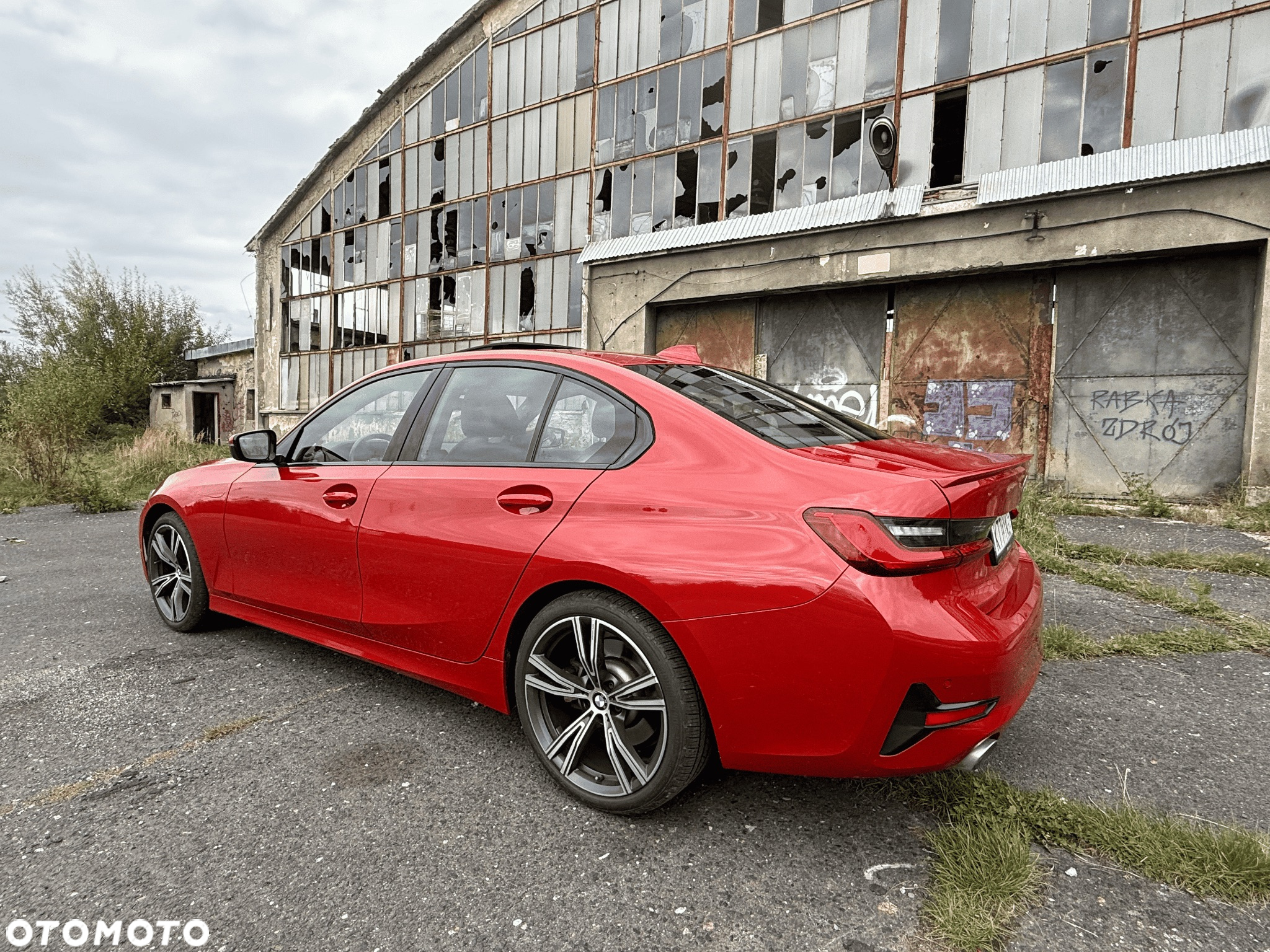 BMW Seria 3 330i Sport Line - 19