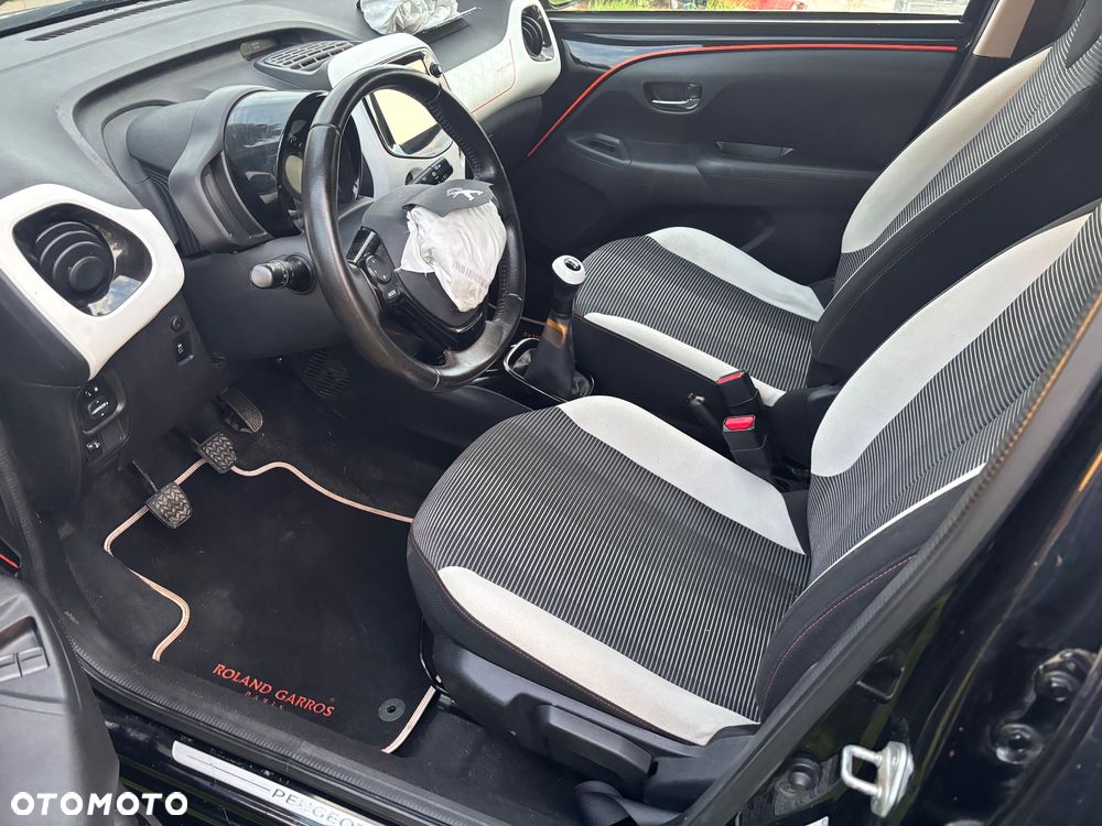 Peugeot 108 PureTech 82 Top Roland Garros - 16
