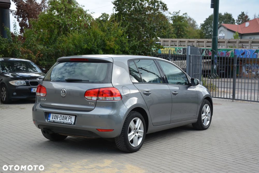 Volkswagen Golf 2.0 TDI Comfortline - 4