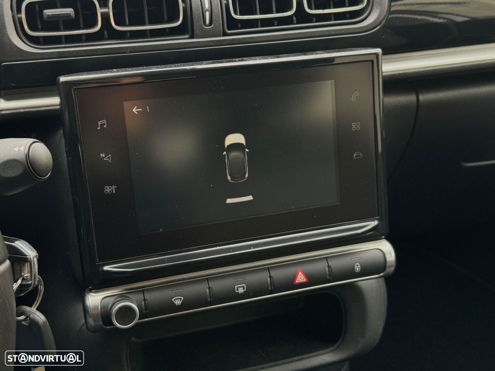 Citroën C3 1.2 PureTech Shine EAT6 - 37