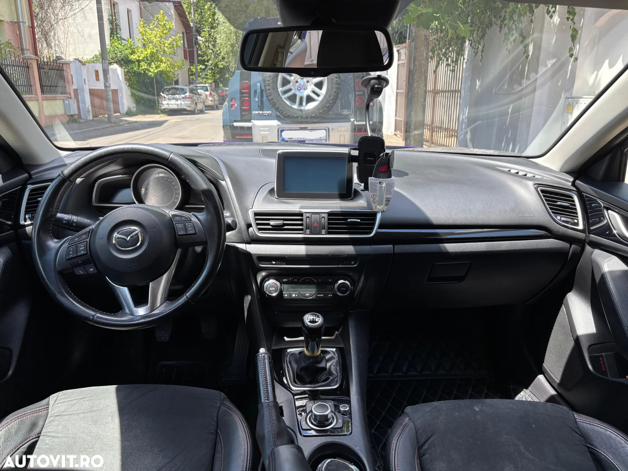 Mazda 3 - 4