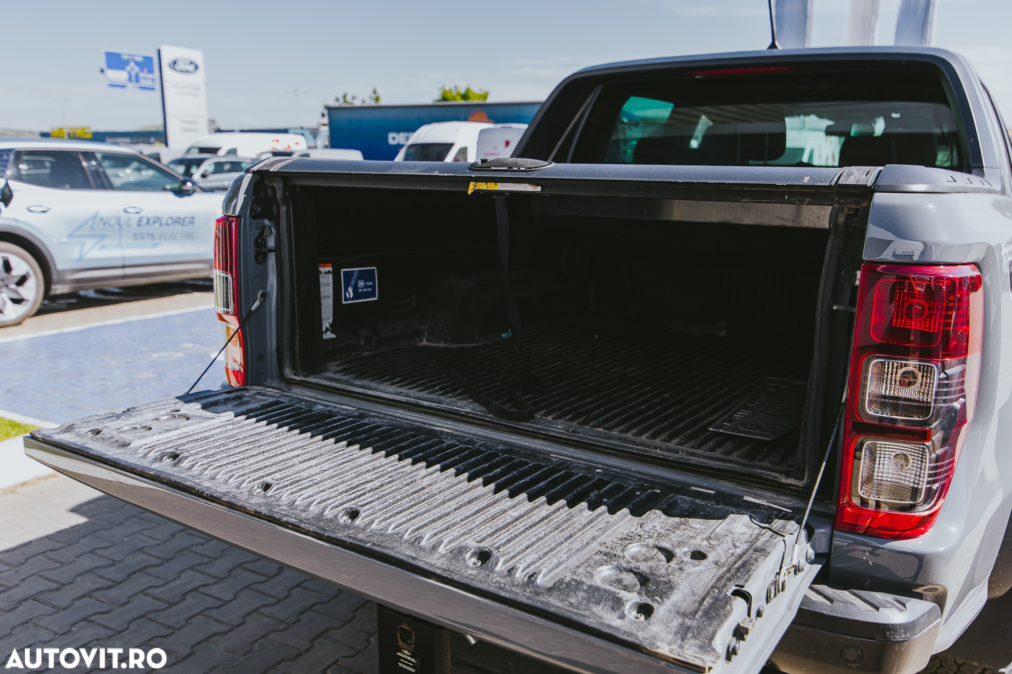Ford Raptor - 9