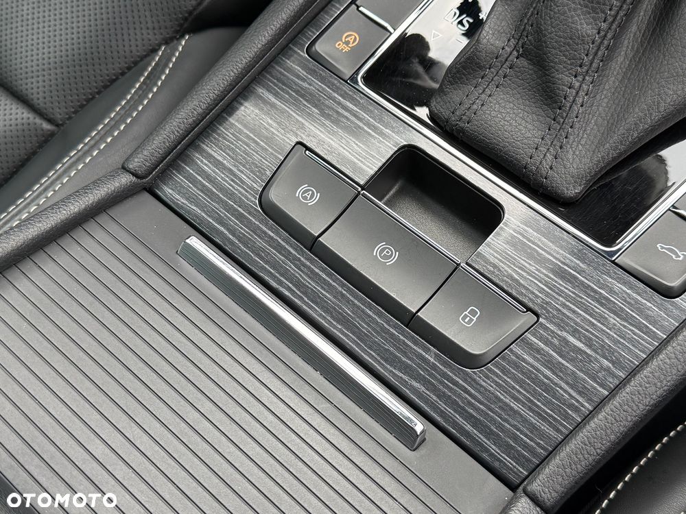 Skoda Superb 2.0 TDI Style DSG - 17