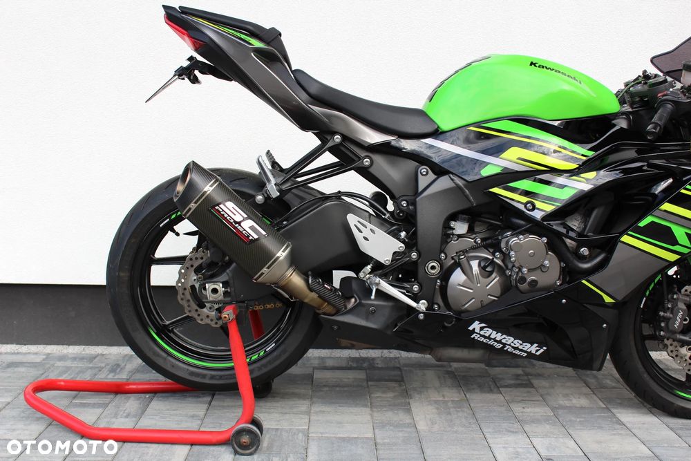 Kawasaki ZXR - 9
