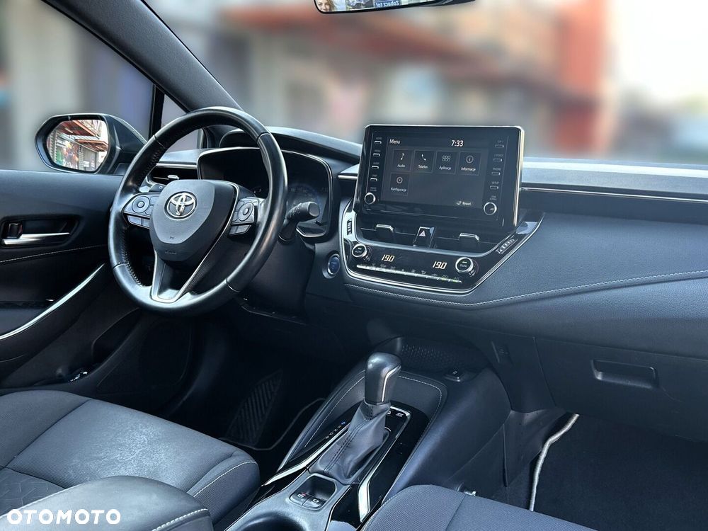 Toyota Corolla - 11