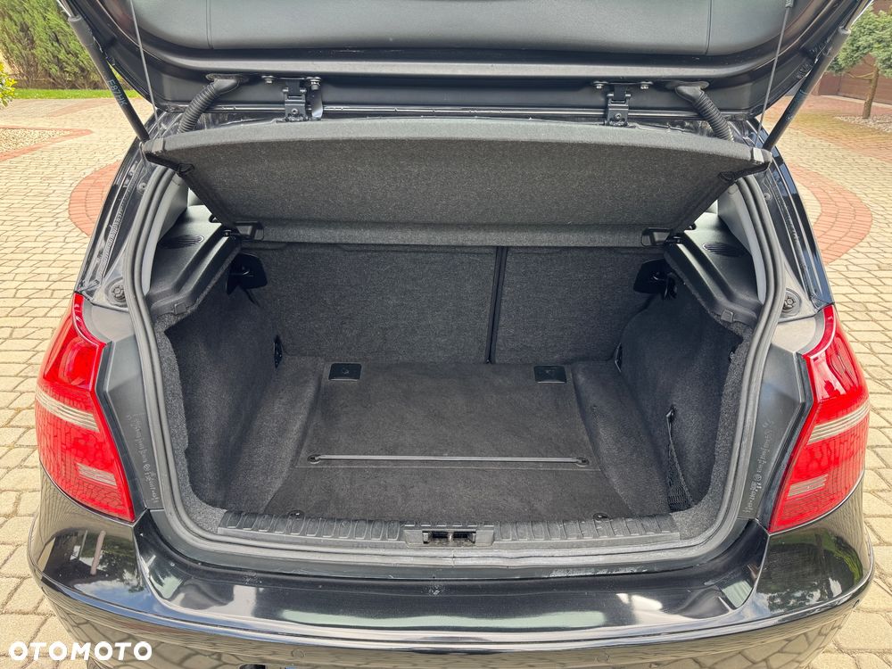 BMW Seria 1 118d - 22