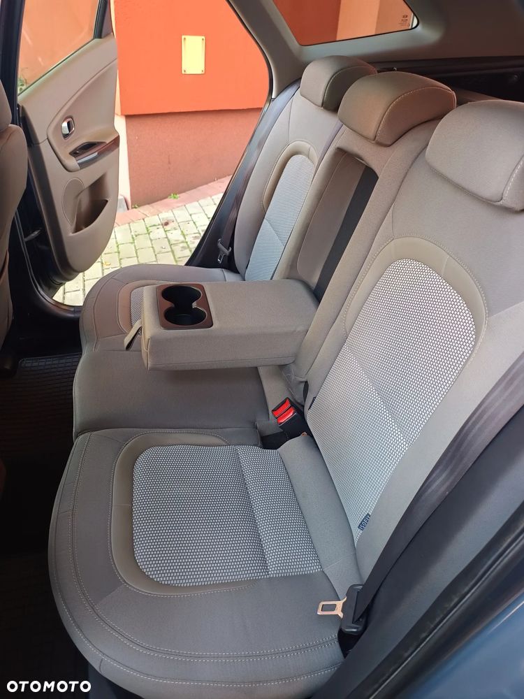 Kia Ceed 1.6 GDI XL - 24