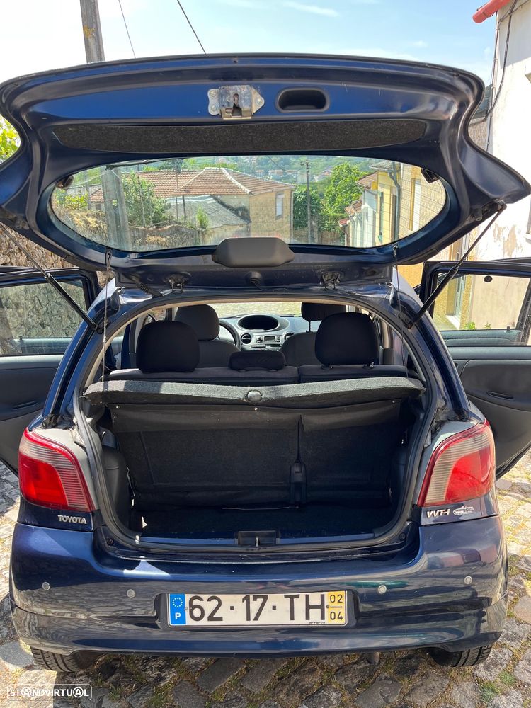 Toyota Yaris 1.0 Luna ABS - 9