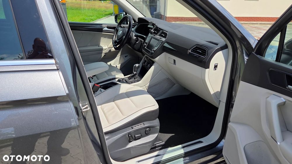 Volkswagen Tiguan 2.0 TSI 4Mot R-Style DSG - 10