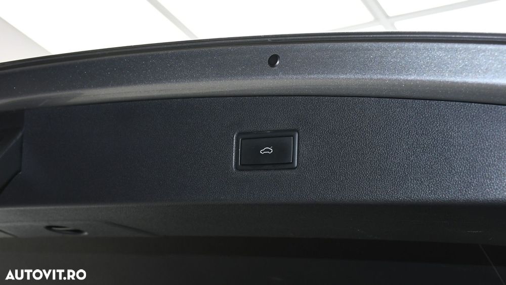 Volkswagen Tiguan Allspace 2.0 TDI SCR DSG Comfortline - 26