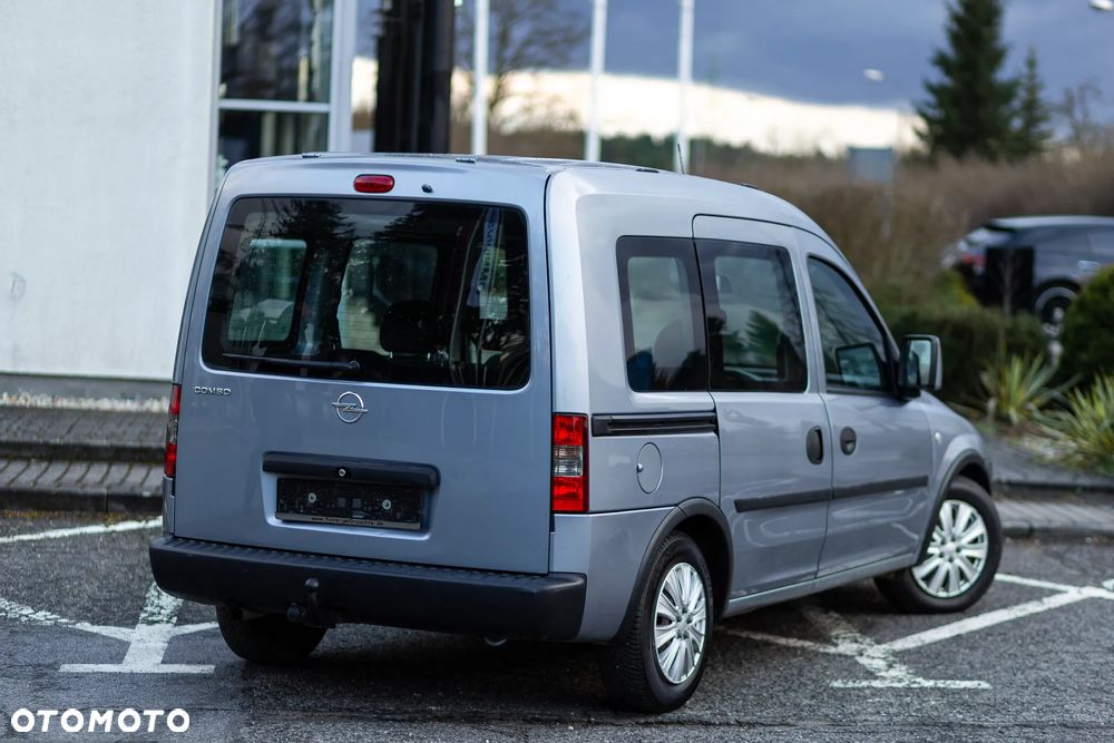Opel Combo - 17