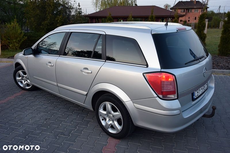 Opel Astra 1.6 Innovation 110 Jahre - 4
