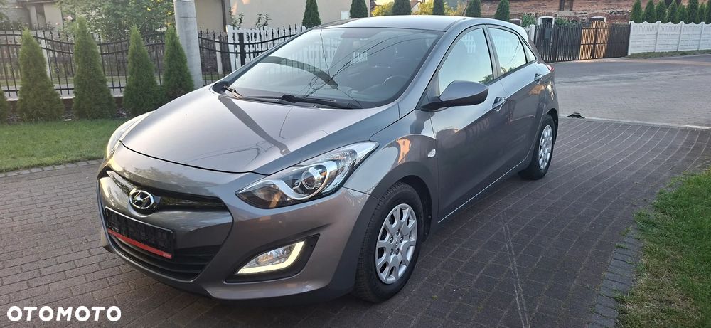 Hyundai i30 1.4 Classic + - 31