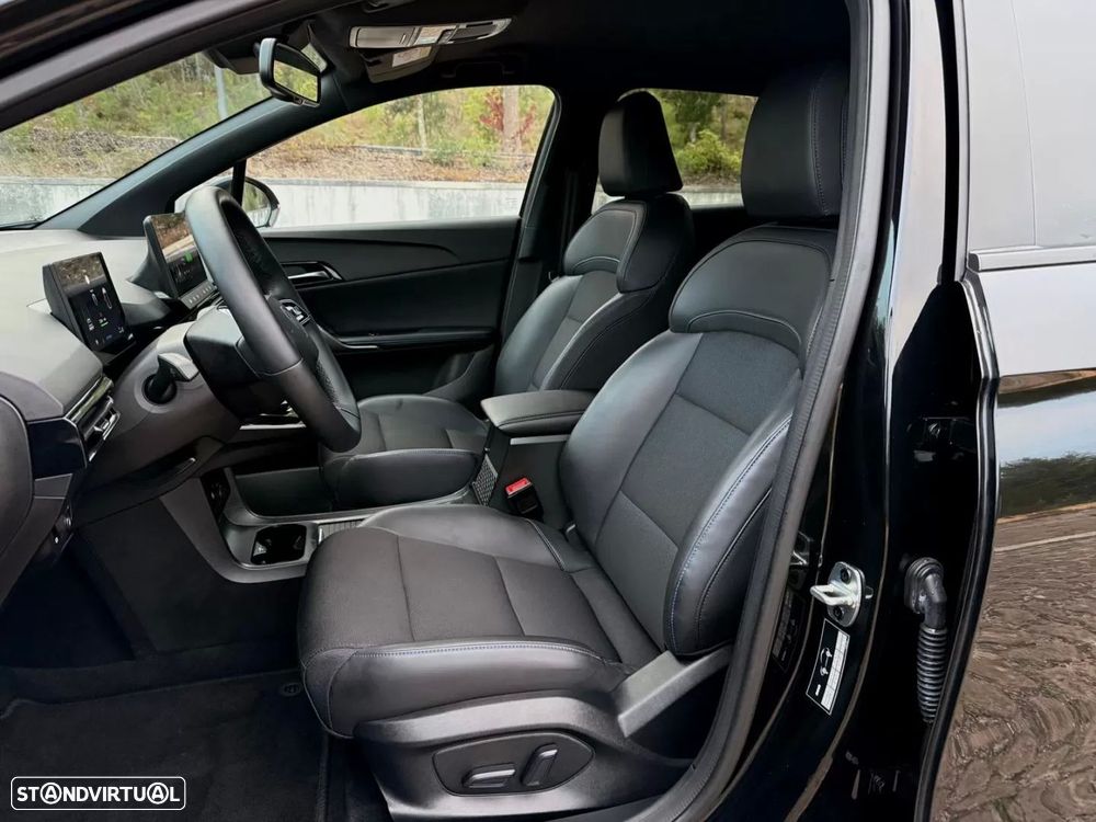MG MG4 64 kWh Luxury - 7