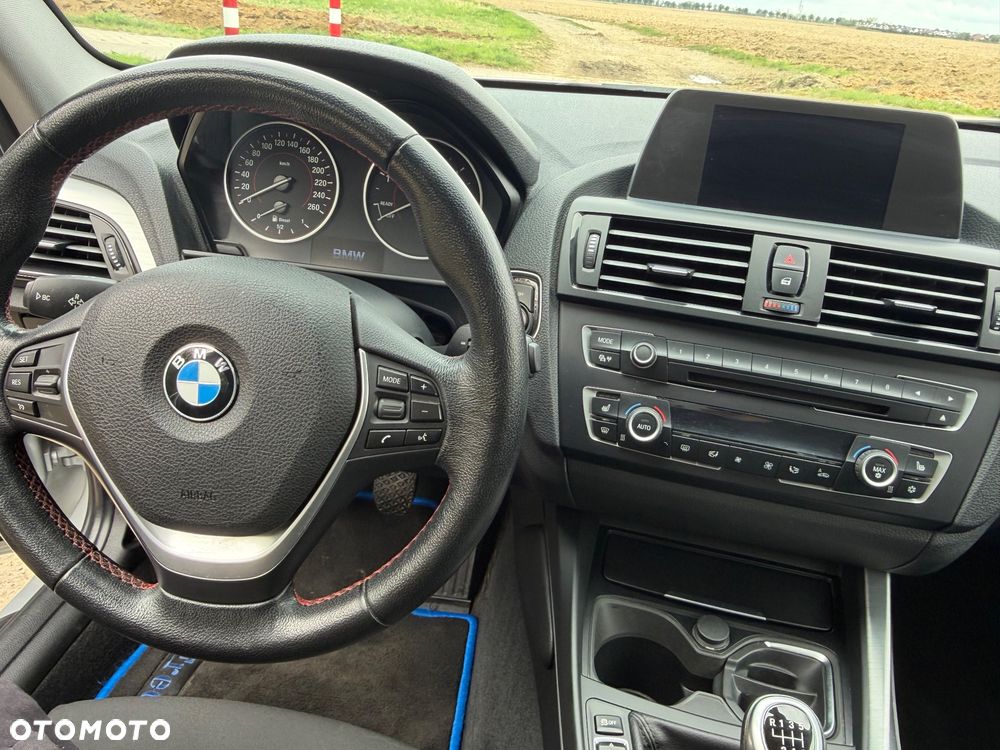BMW Seria 1 118d Sport Line - 22