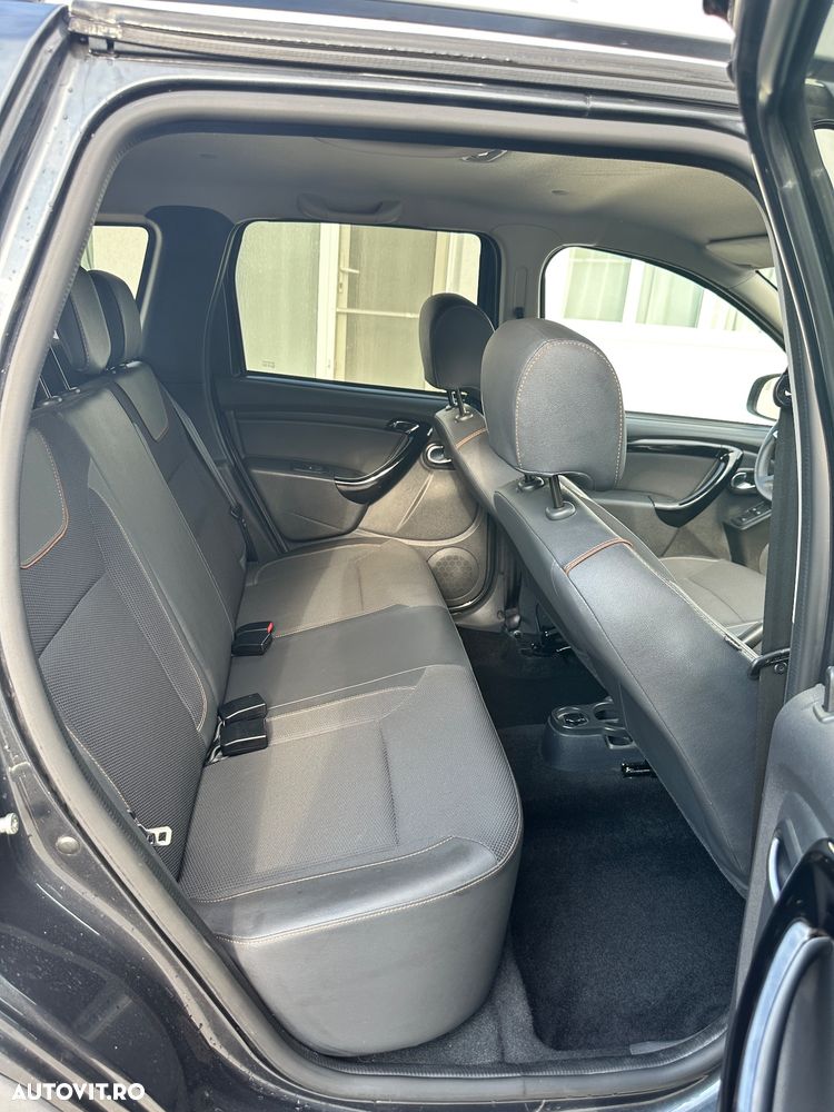 Dacia Duster SCe 115 4x2 Prestige - 11