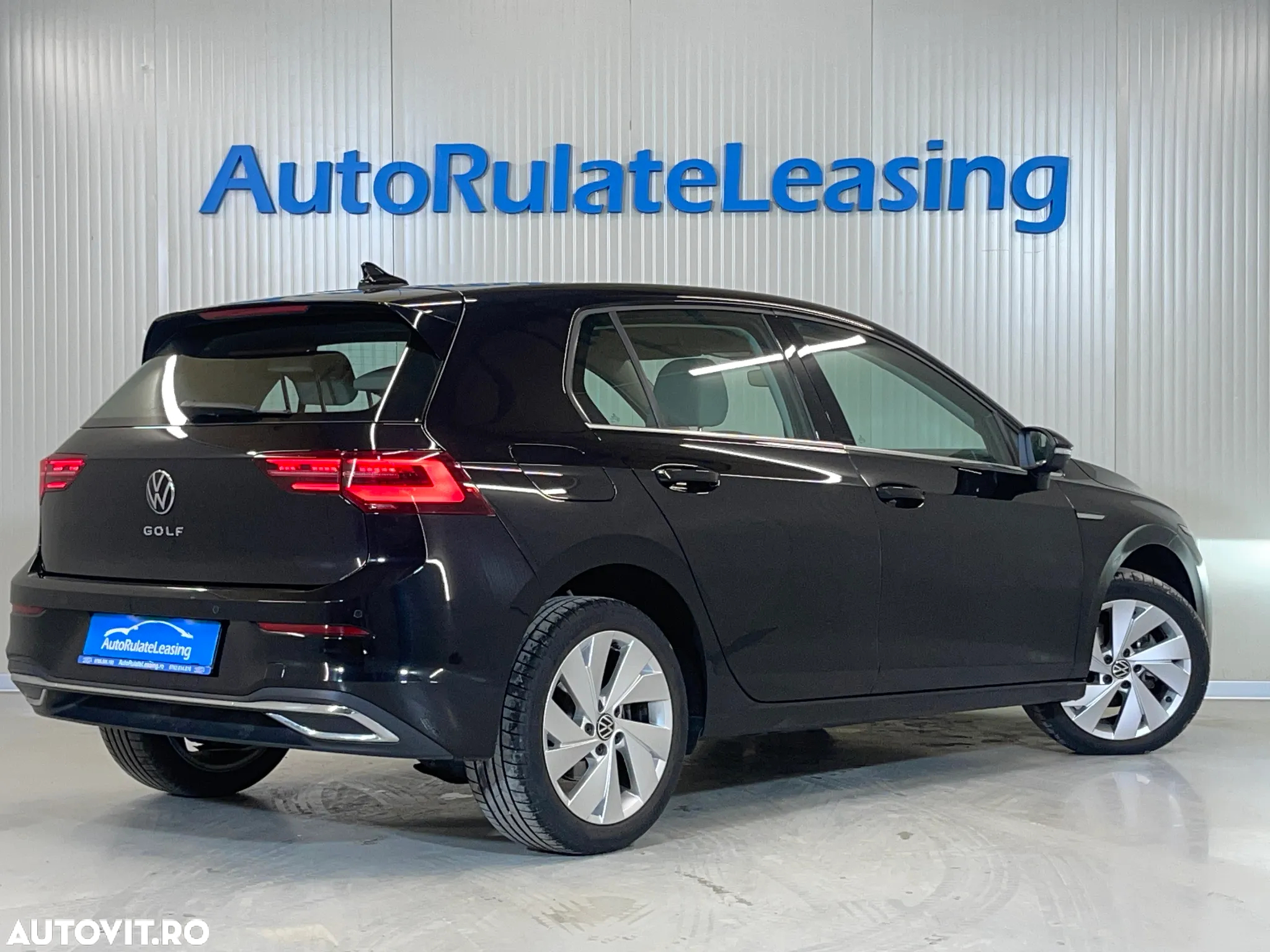 Volkswagen Golf 2.0 TDI DSG Style - 3