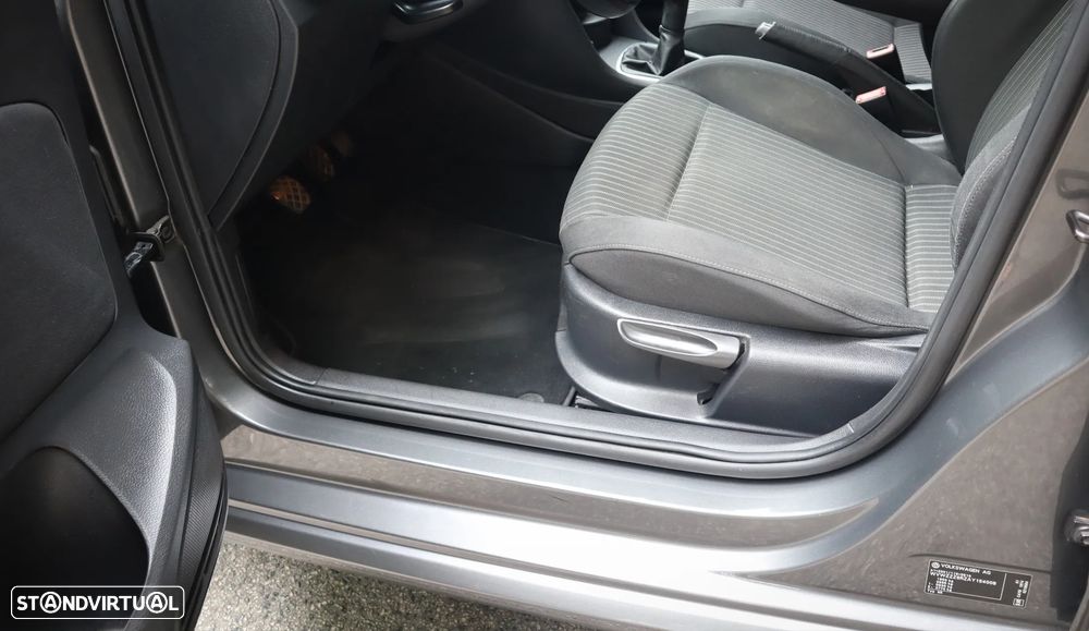 VW Polo 1.6 TDI Highline - 15