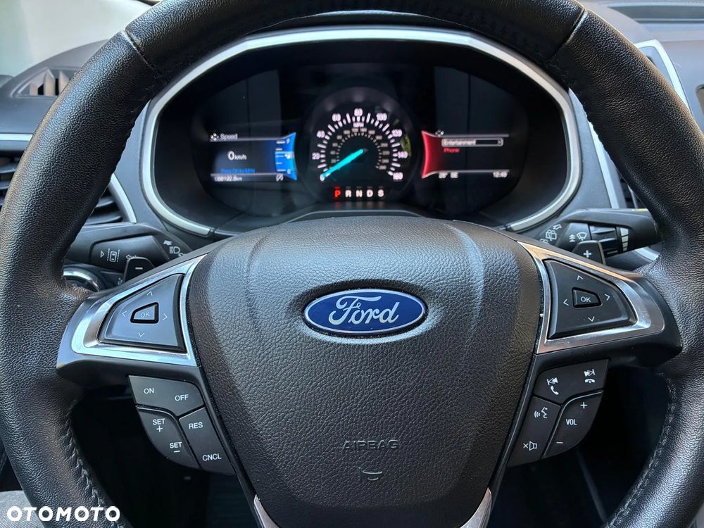 Ford Edge - 16