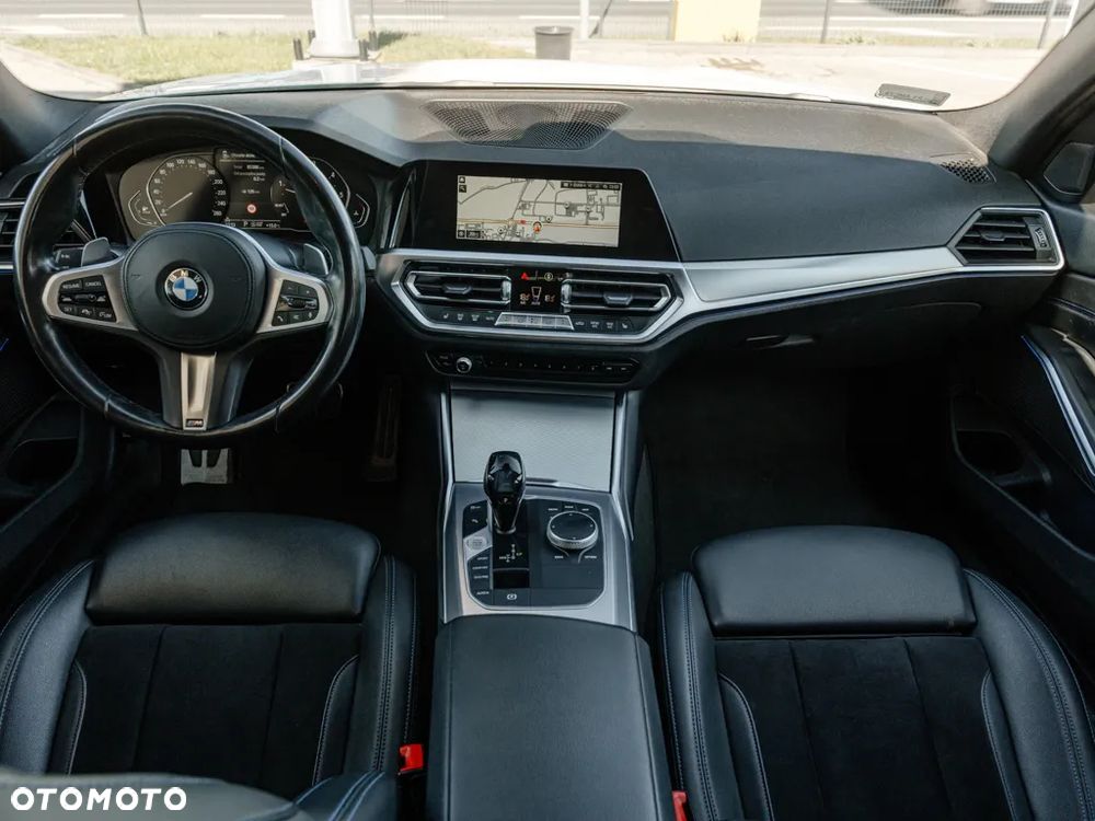 BMW Seria 3 320d xDrive M Sport sport - 6