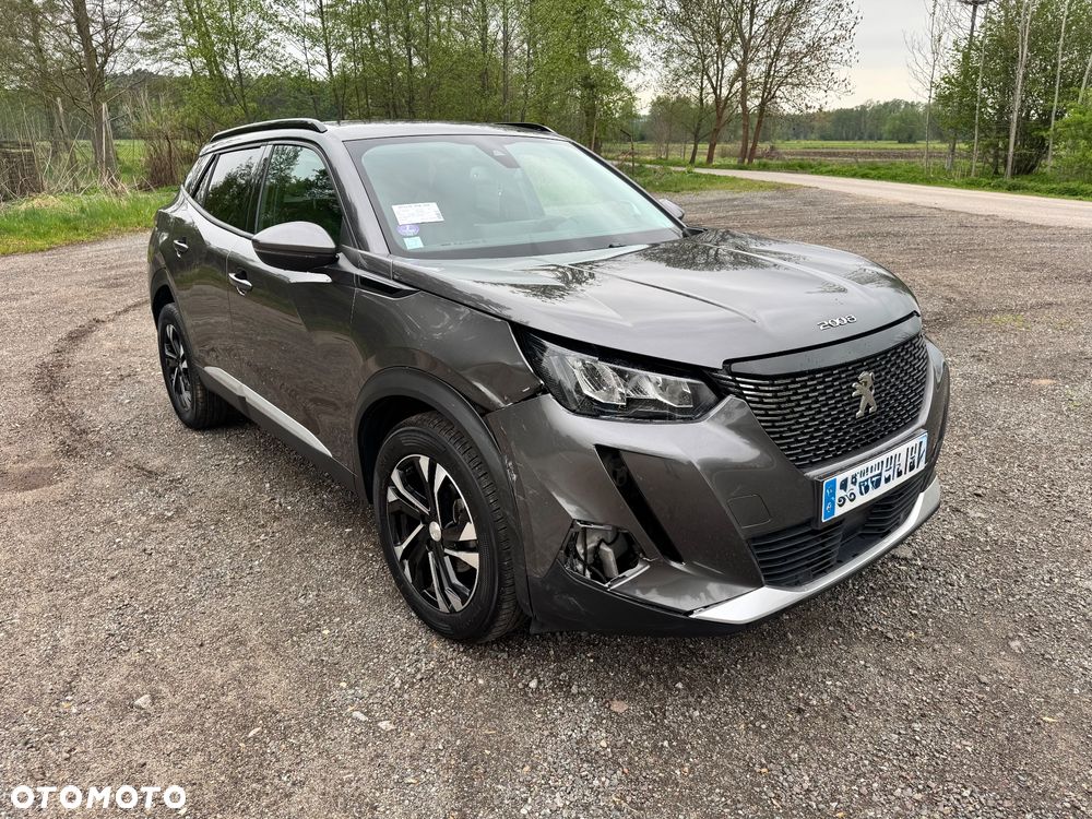Peugeot 2008 PureTech 130 EAT8 Allure - 11