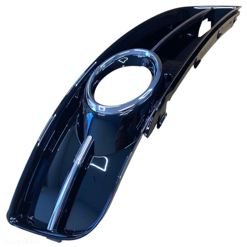 KPL x2 KRATKA ZDERZAKA PRAWA + LEWA atrapa halogen AUDI A3 8P lift 08-12 - 2