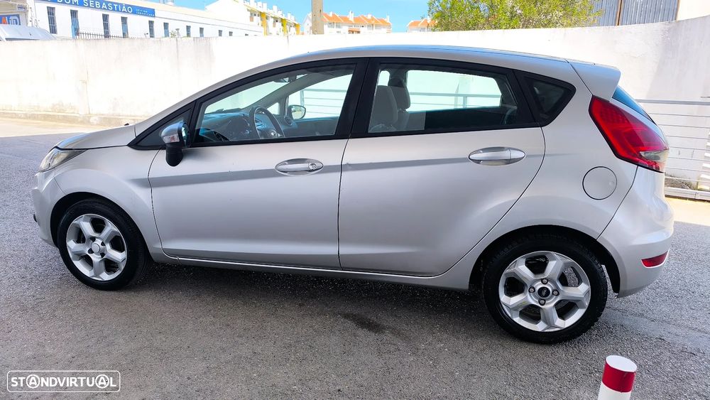 Ford Fiesta 1.4 TDCI Trend - 12