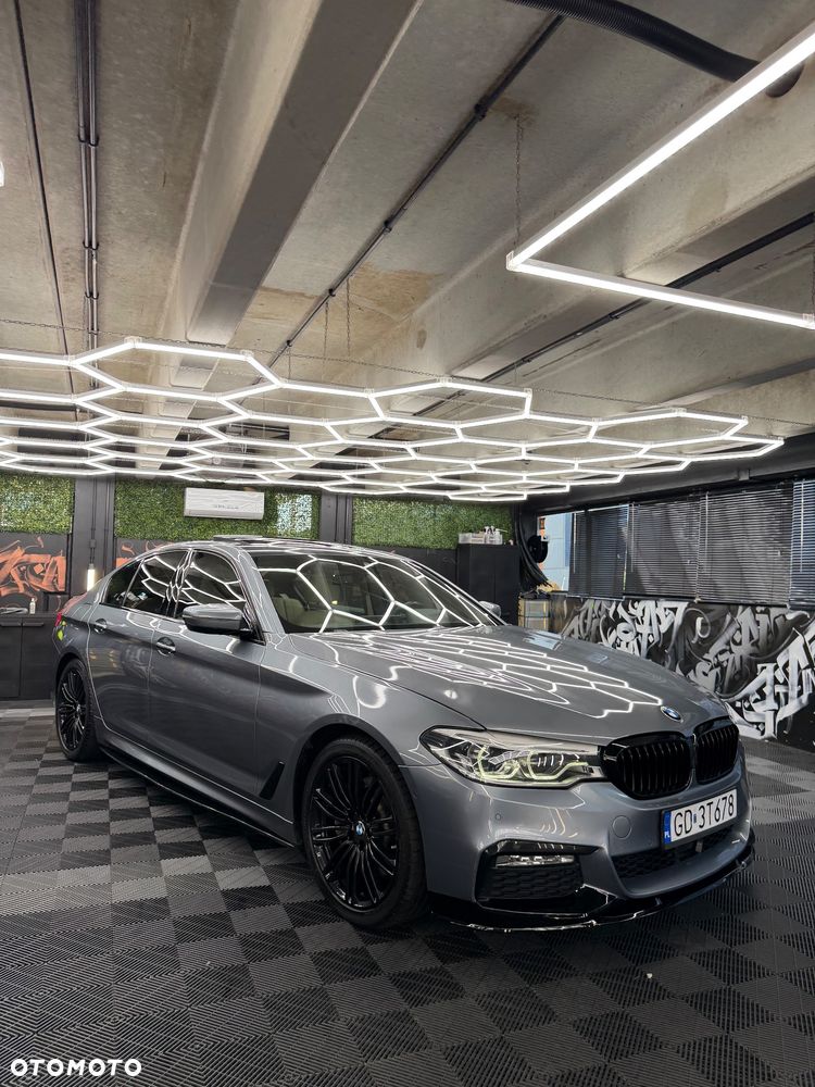 BMW Seria 5 540i M Sport sport - 3