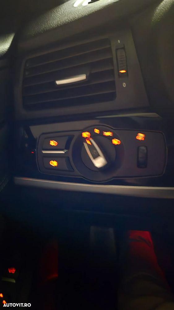 BMW X3 xDrive20d - 16