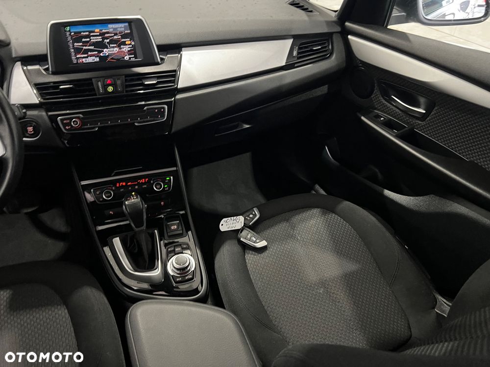 BMW Seria 2 218d Advantage sport - 23