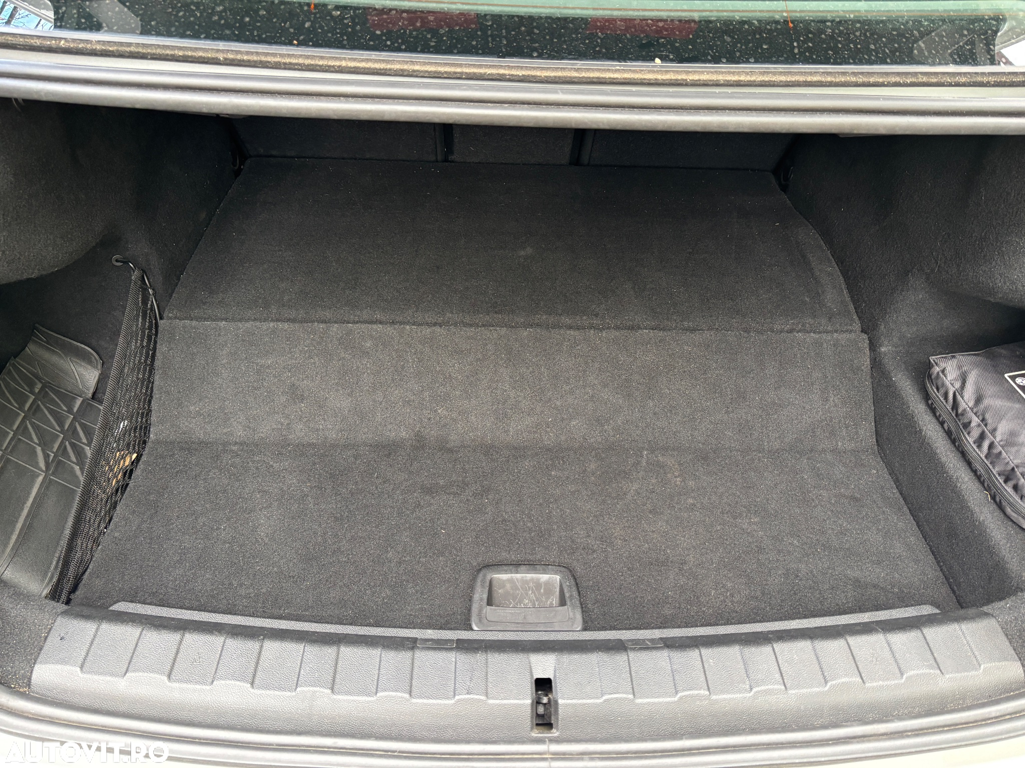 BMW Seria 3 330e Aut. Sport Line - 33