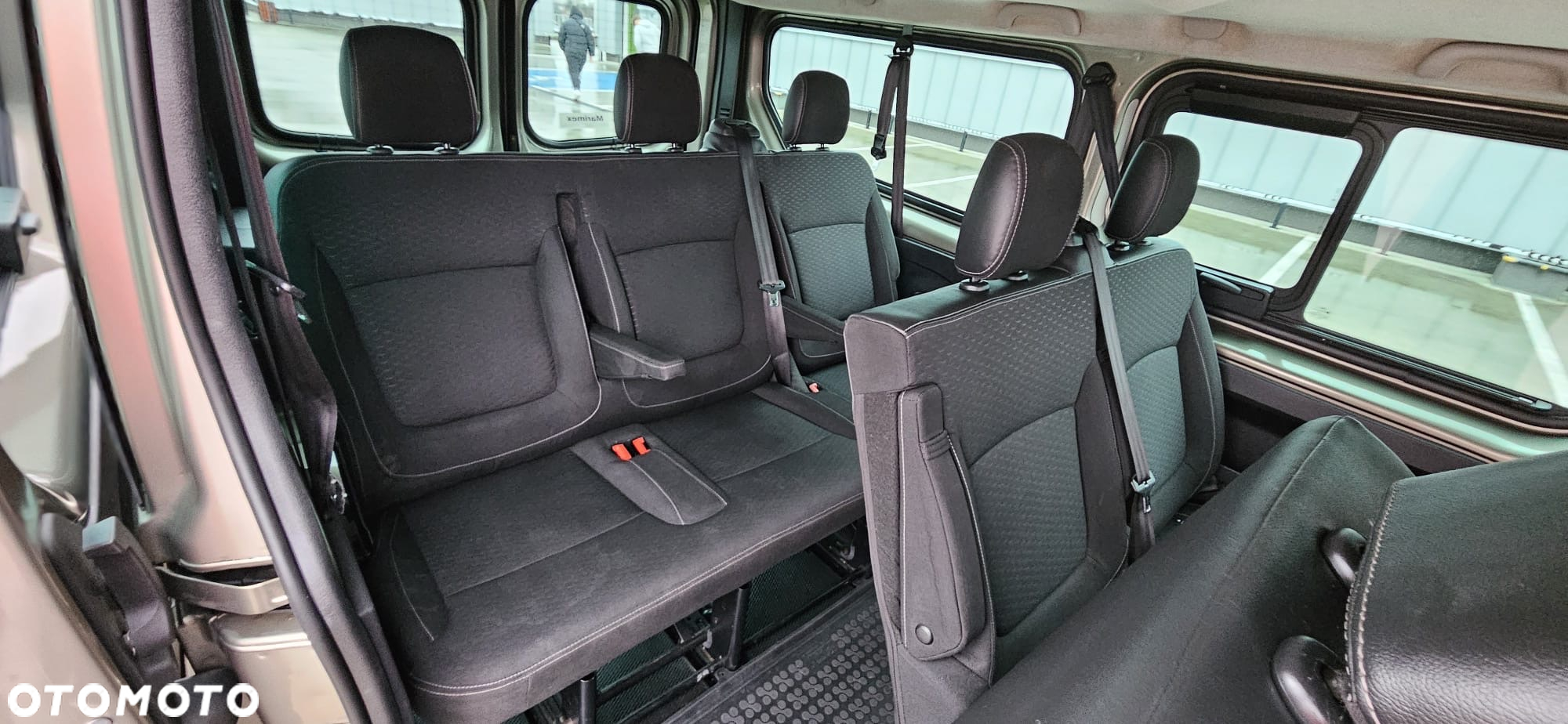 Opel Vivaro - 34