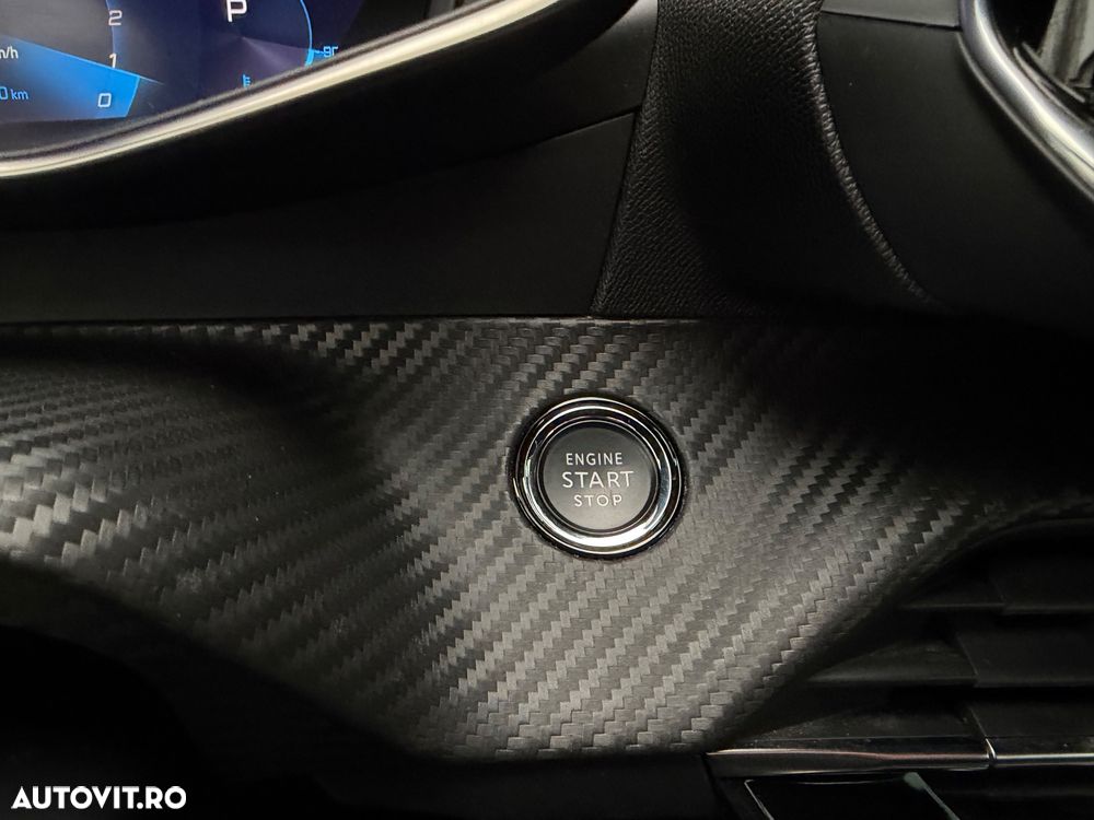 Peugeot 208 PureTech 130 EAT8 GT Pack - 31