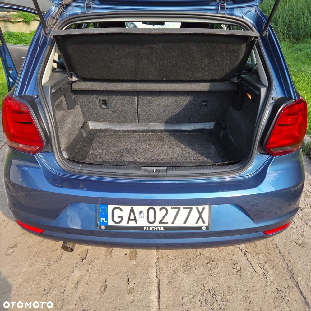 Volkswagen Polo - 2