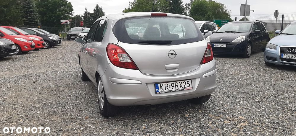 Opel Corsa - 12