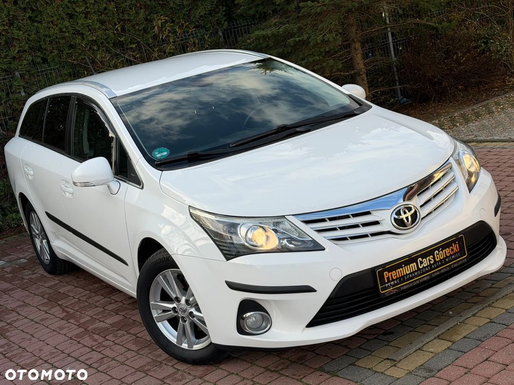 Toyota Avensis 2.0 D-4D Life - 2