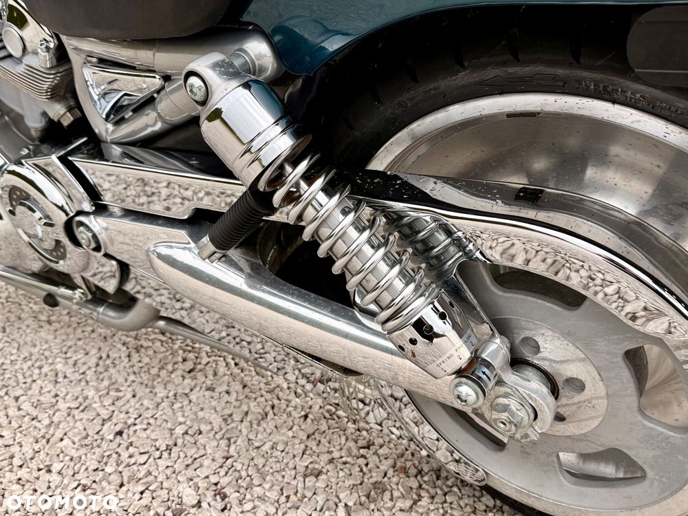 Harley-Davidson V-Rod Street Rod - 25