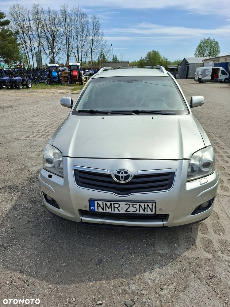 Toyota Avensis 2.2 D-4D Prestige Premium - 3
