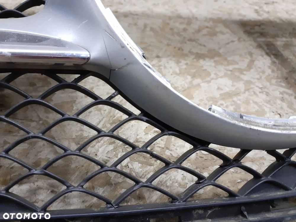 GRILL ATRAPA MERCEDES C-KLASA W205 2014-2017R A2058800183 - 5