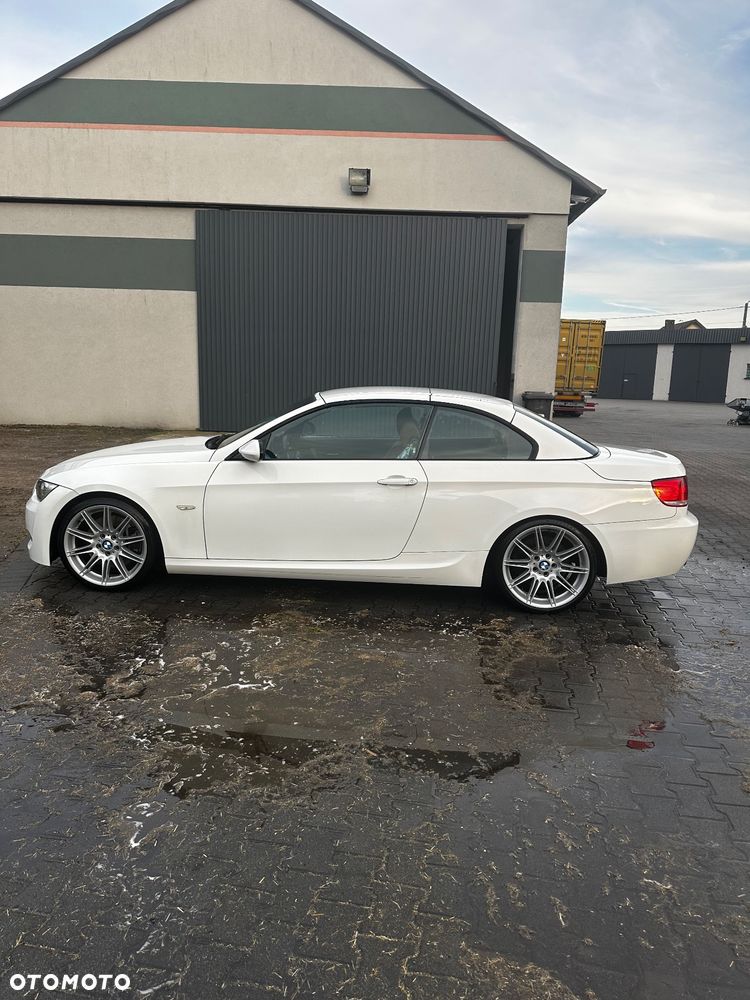 BMW Seria 3 335i Cabrio - 2