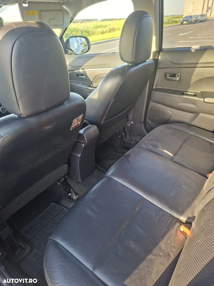 Mitsubishi ASX 1.8 DID 2WD Invite A13 - 15