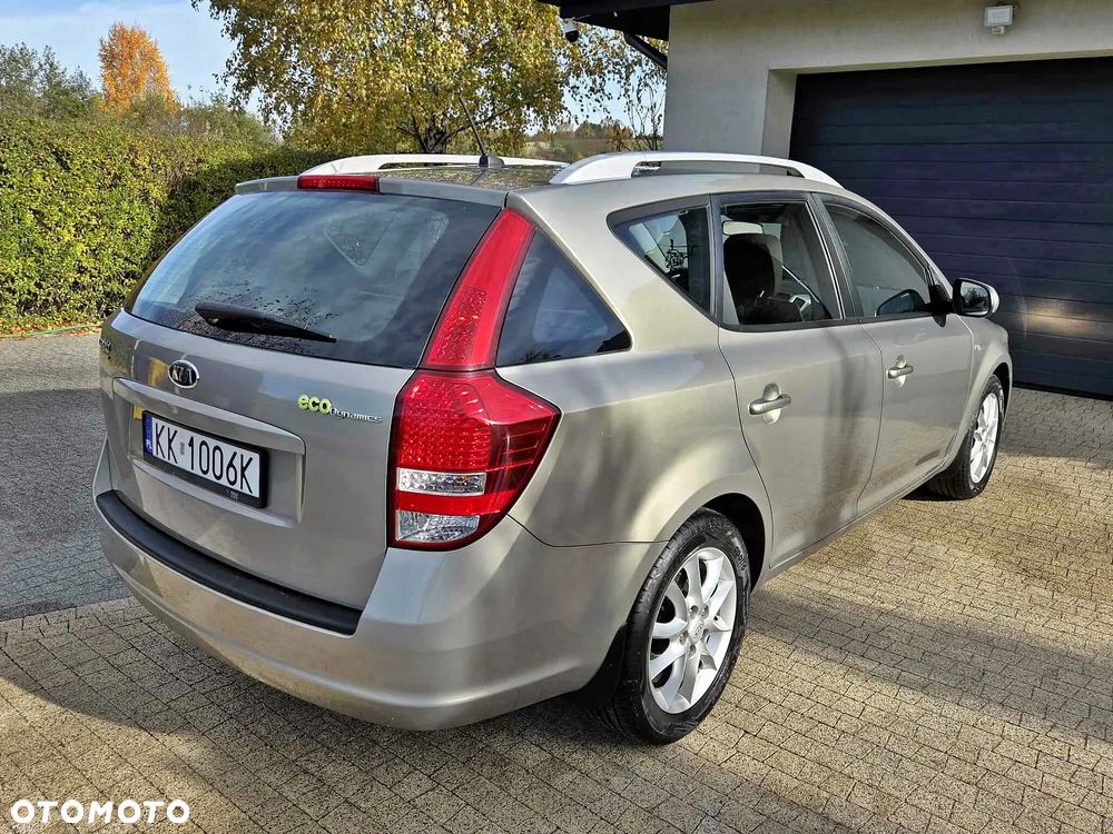 Kia Ceed Cee'd 1.4 Comfort - 30