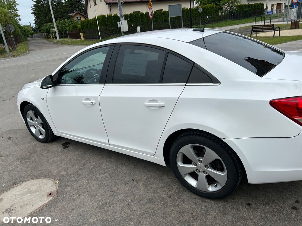 Chevrolet Cruze 2.0 VDCi LT - 17