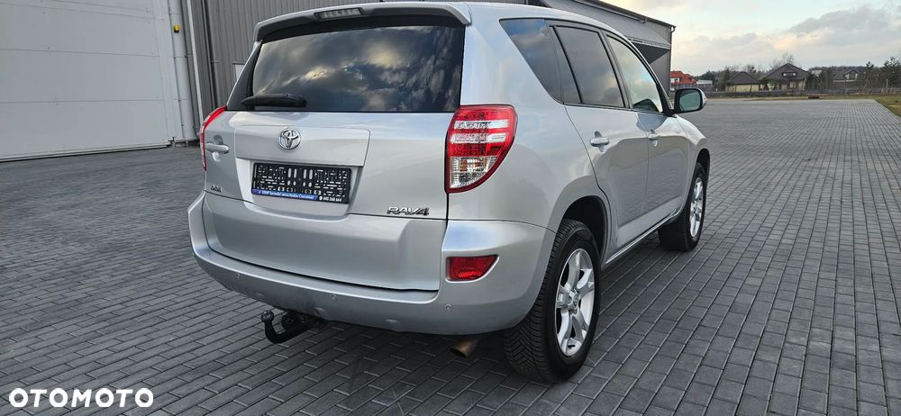 Toyota RAV4 2.0 VVT-i Sol - 4